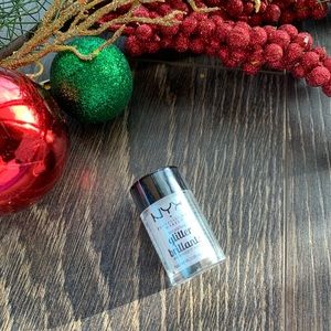 NEW NYX Face & Body Glitter in 07